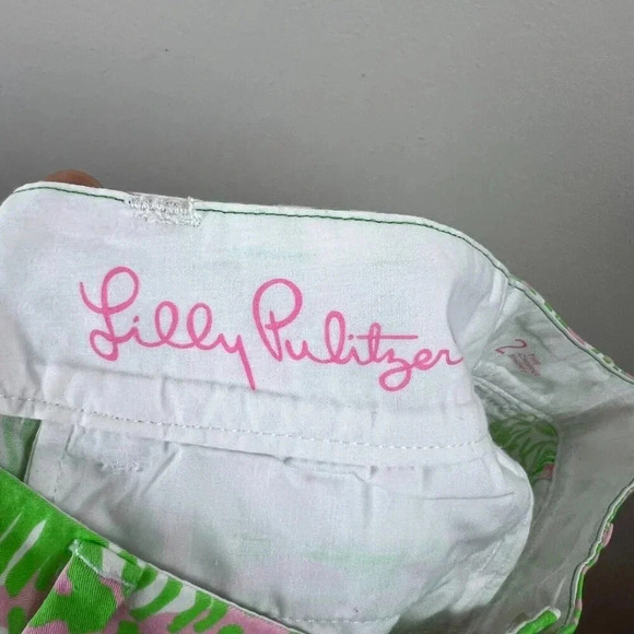 Lilly Pulitzer Chipper Short Size 2 Sunnyside Lion Green Vacation Preppy Chino - Picture 3 of 9